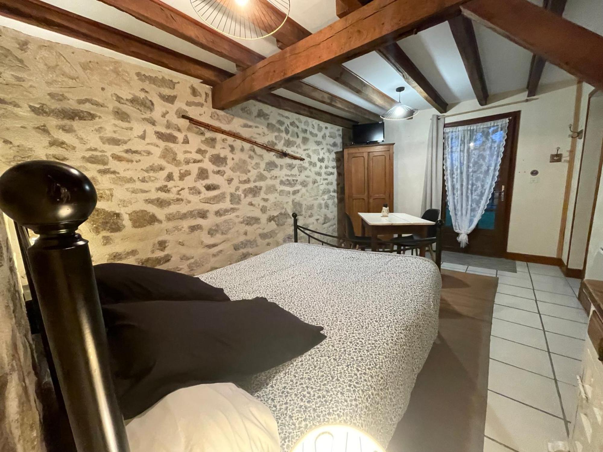 Maison D'Hotes Ourdeaux Et Gite Chez Rouchon Alleyrat  Exteriér fotografie